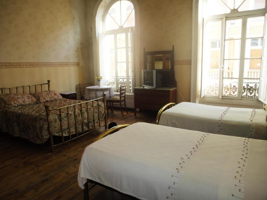 Hotel Garden บัลปาราอีโซ ภายนอก รูปภาพ